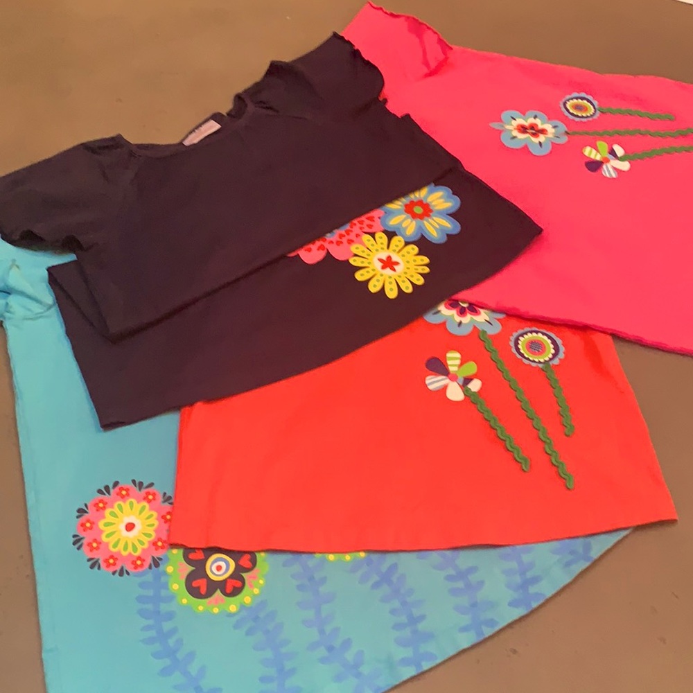 4 Hanna Andersson T-shirts.